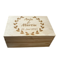personalisierte Holzbox zur Hochzeit 40x30x23cm natur Erinnerungsbox