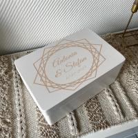 Holzbox zur Hochzeit Personalisiert Kranz Namen Datum Erinnerungsbox