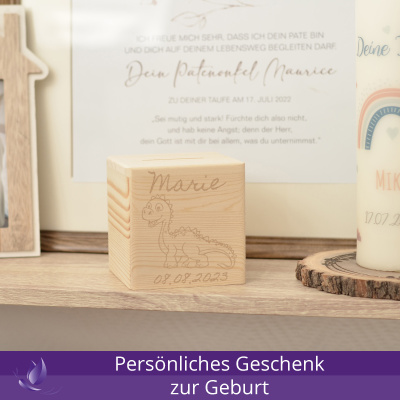 CHICCIE Spardose Personalisiert zur Geburt Dino Name &amp; Datum 10x10cm Holz