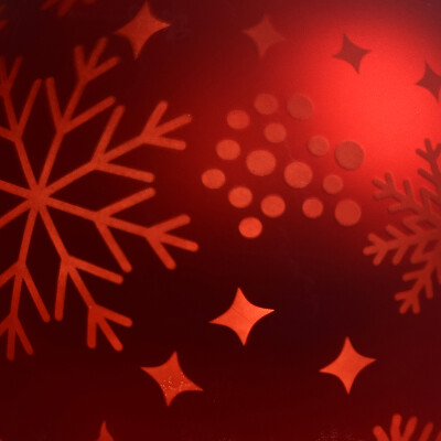 CHICCIE LED Kugel mit Schneeflocken warmwei&szlig; Glas - Weihnachtskugel