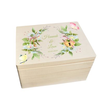 CHICCIE Erinnerungsbox personalisiert zur Hochzeit mit Druck farbig Kranz Blumen Schmetterling Schloss &amp; Schl&uuml;ssel - Hochzeitstag Holzkiste Erinnerungen Erinnerungskiste