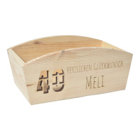 CHICCIE Geschenkkorb Personalisierbar Wunschtext mit Zahl 24x13x8cm Abgerundet Präsentkorb Holz Geschenkidee Holzkiste Runder Geburtstag Personalisierung